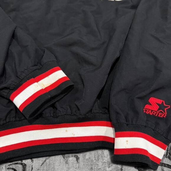 Vintage Chicago Bulls Starter Pullover Jacket  – Medium Black With White Letters - Picture 2 of 6